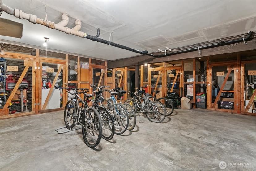 Property photo for 315 10th Avenue S #101, Kirkland photo 17
