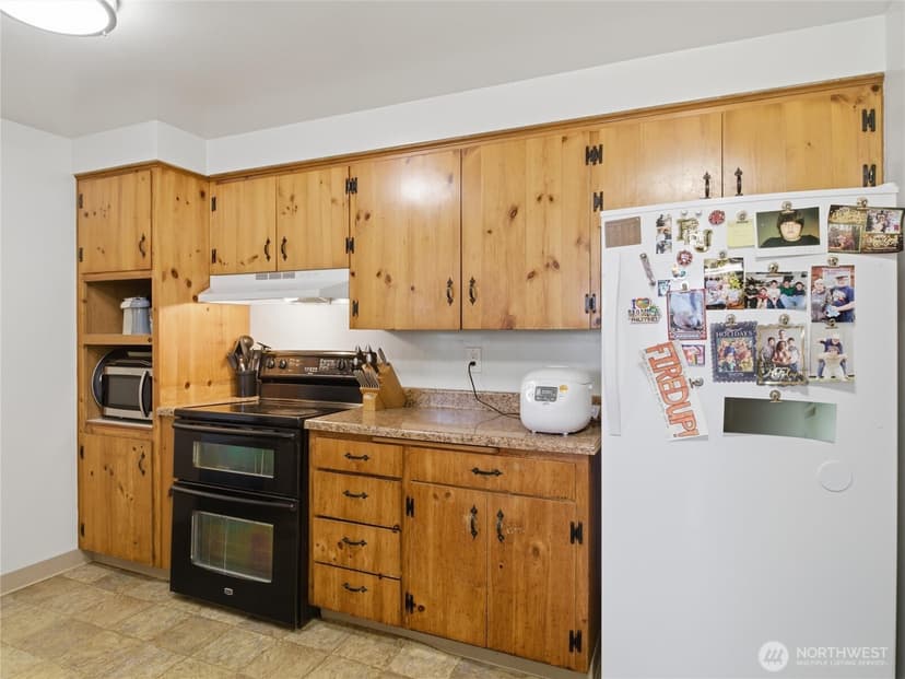 Property photo for 1627 Garfield Street S, Tacoma photo 10