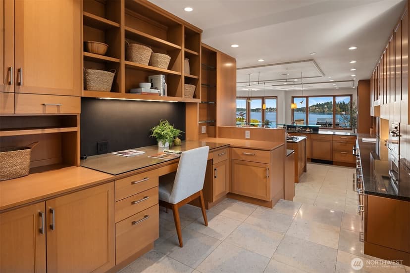 Property photo for 9626 SE 34th Street, Mercer Island photo 16