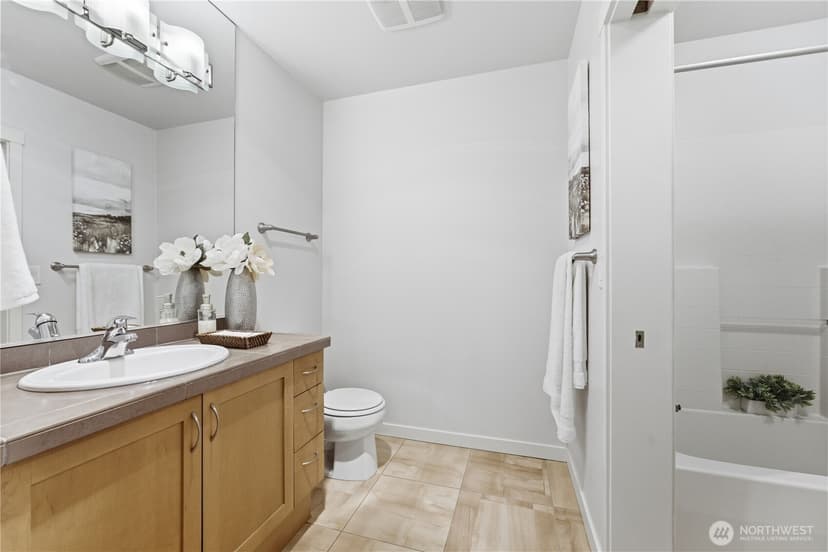 Property photo for 16141 Cleveland Street #317, Redmond photo 26
