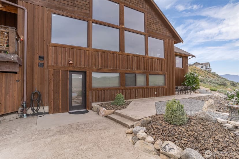 Property photo for 240 Little Butte Ranch Road, Chelan photo 19