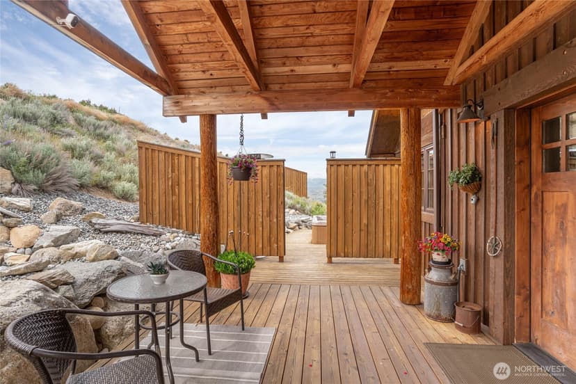 Property photo for 240 Little Butte Ranch Road, Chelan photo 18