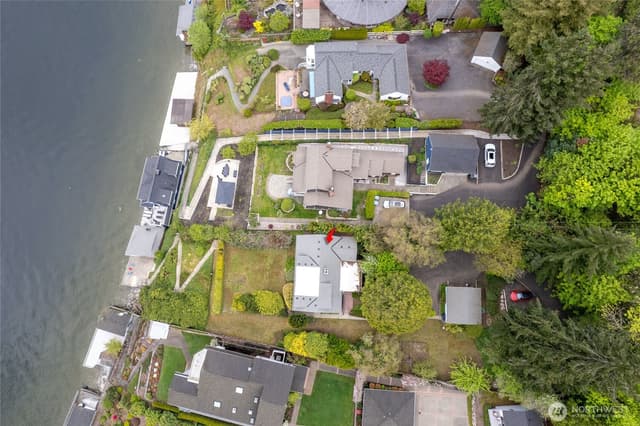 Property photo for 5498 Hyada Boulevard NE, Tacoma photo 4
