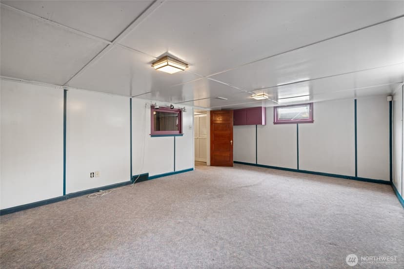 Property photo for 5498 Hyada Boulevard NE, Tacoma photo 34