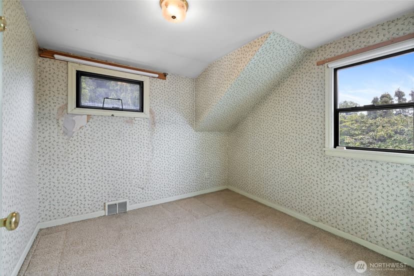Property photo for 5498 Hyada Boulevard NE, Tacoma photo 37