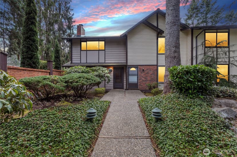 Property photo for 1717 150th Avenue SE #1, Bellevue