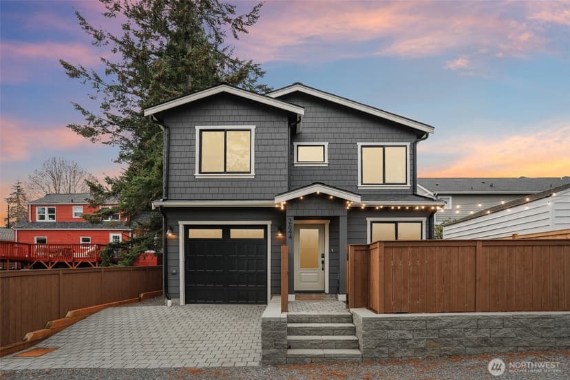Property photo for 2644 34th Avenue W, Seattle