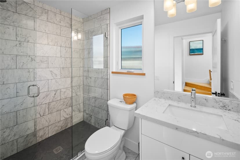 Property photo for 2309 N Northlake Way #13, Seattle photo 32