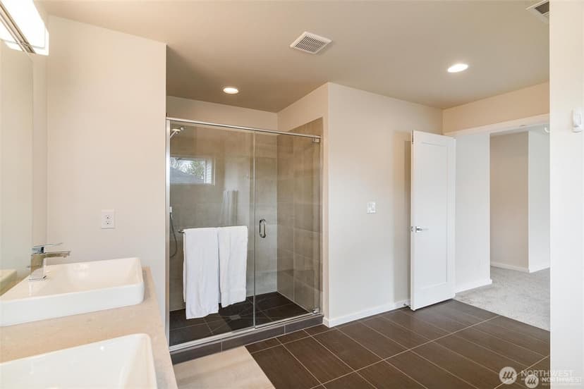 Property photo for 35517 56th Avenue S, Auburn photo 16