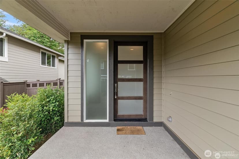 Property photo for 35517 56th Avenue S, Auburn photo 2