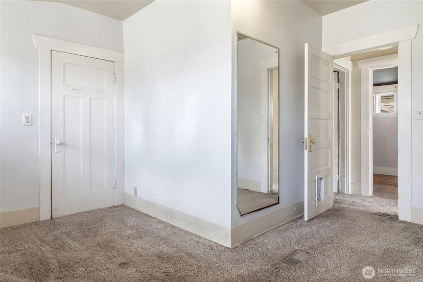 Property photo for 11653 Glendale Way S, Seattle photo 30