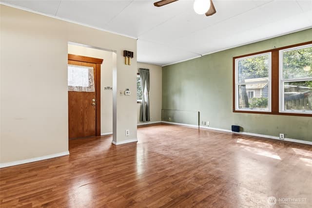 Property photo for 11653 Glendale Way S, Seattle photo 4