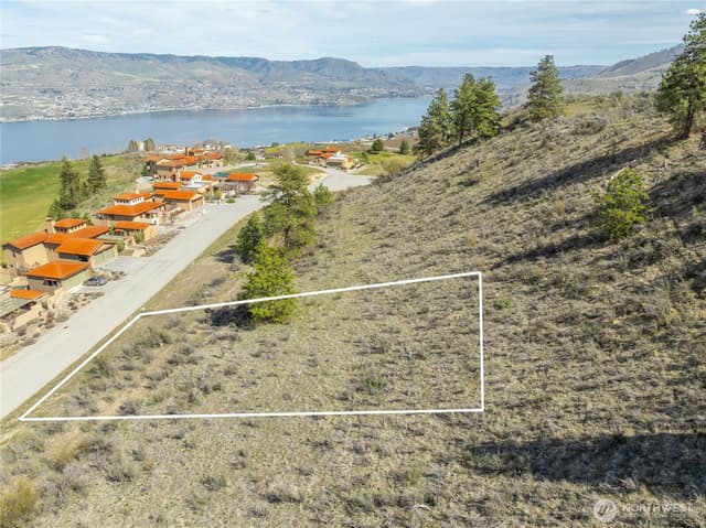 Property photo for 221 Bandera Way, Chelan photo 3