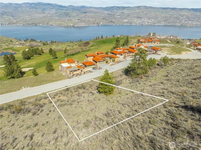 Property photo for 221 Bandera Way, Chelan photo 2