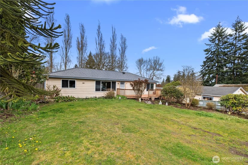Property photo for 15 76th Street SW, Everett