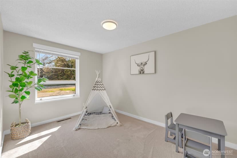 Property photo for 1314 N 188th Street, Shoreline photo 22