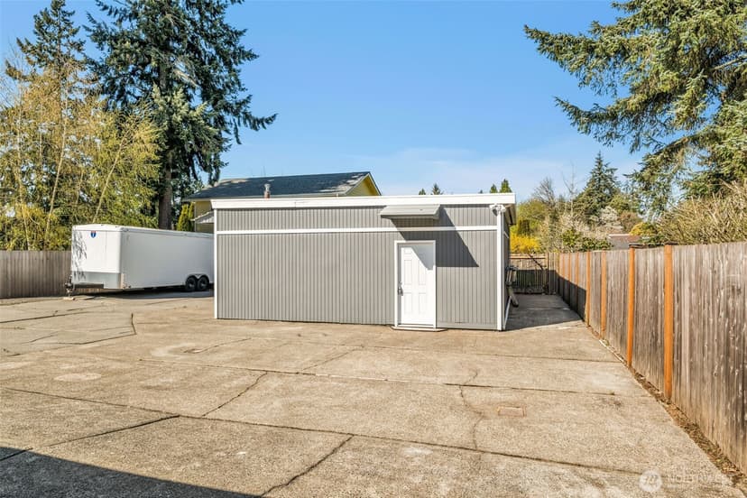 Property photo for 1314 N 188th Street, Shoreline photo 30