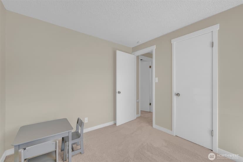 Property photo for 1314 N 188th Street, Shoreline photo 23