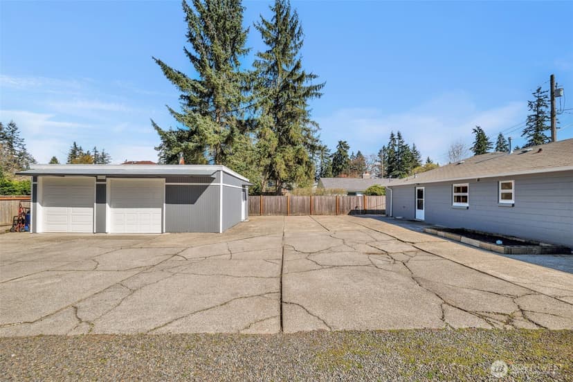 Property photo for 1314 N 188th Street, Shoreline photo 28