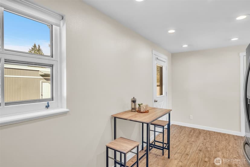 Property photo for 1314 N 188th Street, Shoreline photo 15