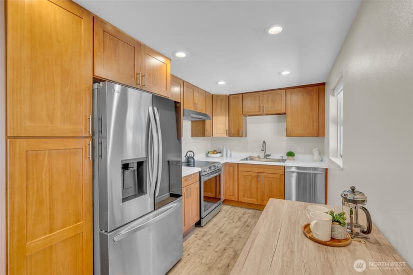 Property photo for 1314 N 188th Street, Shoreline photo 10