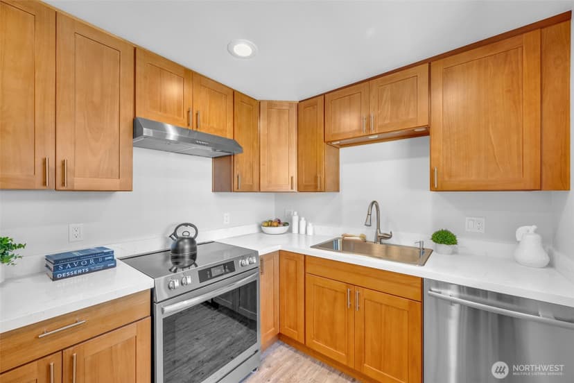 Property photo for 1314 N 188th Street, Shoreline photo 12