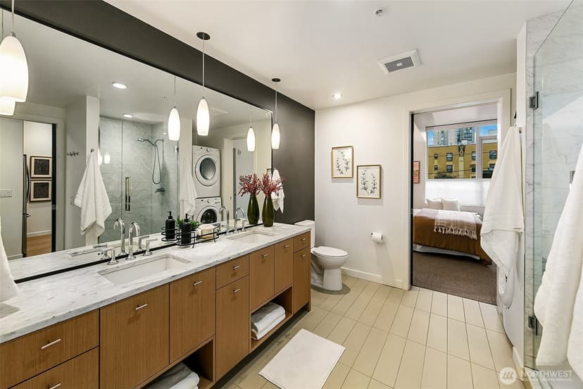 Property photo for 1321 Seneca Street #206, Seattle photo 16