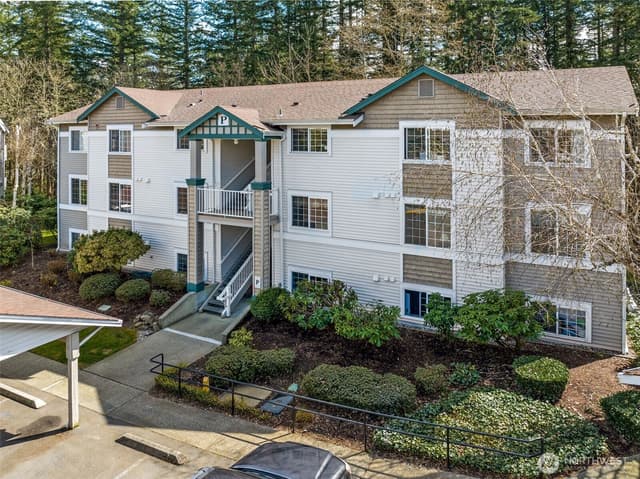 Property photo for 25235 SE Klahanie Boulevard #P201, Sammamish