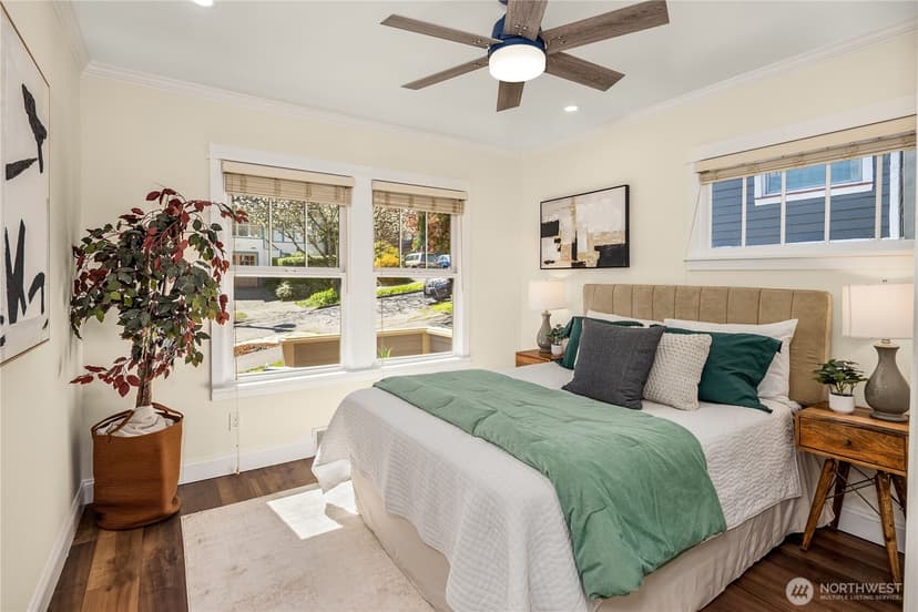 Property photo for 324 NE 54th Street, Seattle photo 12