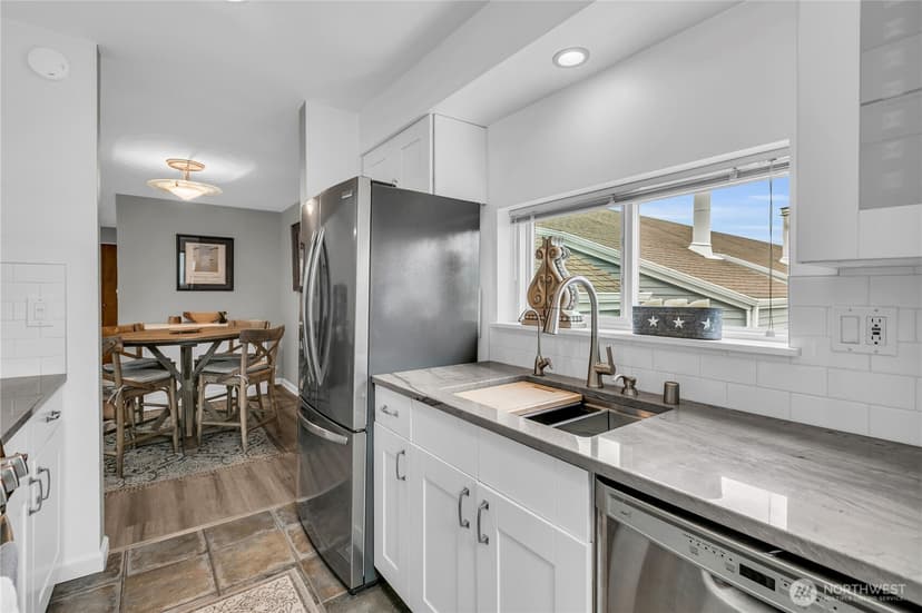 Property photo for 21925 7th Avenue S #124, Des Moines photo 18