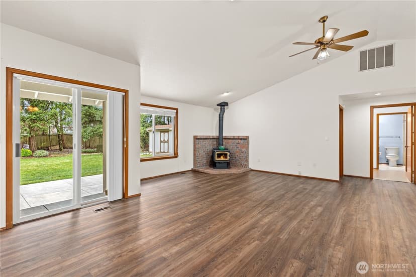 Property photo for 8617 120th Street Ct E, Puyallup photo 9