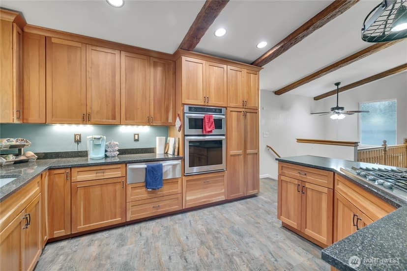 Property photo for 983 NE Melia Lane, Bremerton photo 9