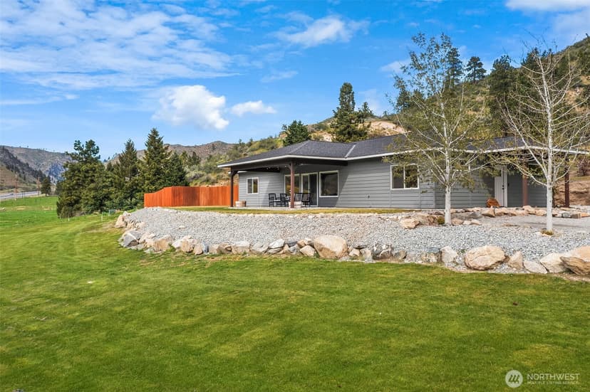 Property photo for 24 Mackenzie Way, Chelan