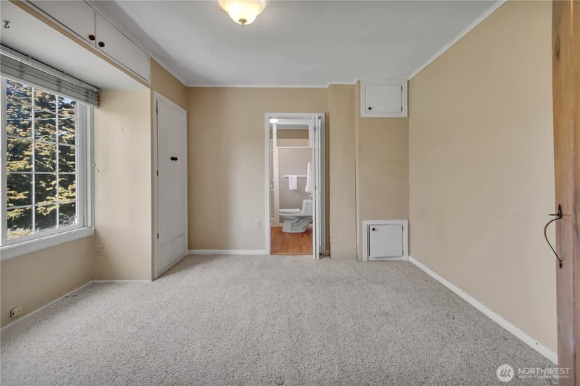 Property photo for 29888 65th Avenue S, Auburn photo 11