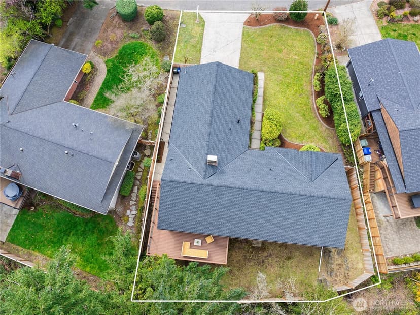 Property photo for 1208 172nd Avenue NE, Bellevue photo 35