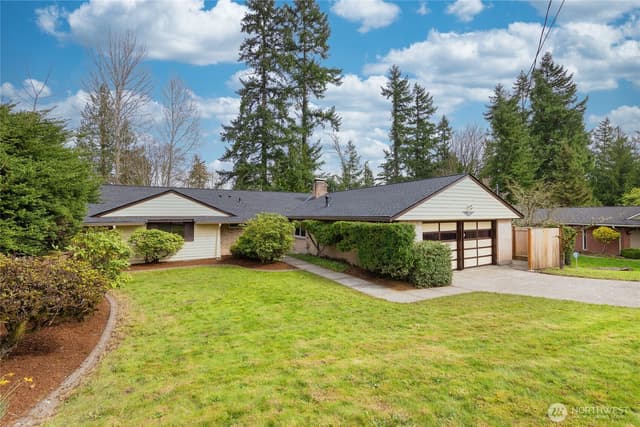 Property photo for 1208 172nd Avenue NE, Bellevue photo 4