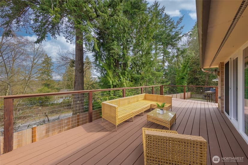Property photo for 1208 172nd Avenue NE, Bellevue photo 30