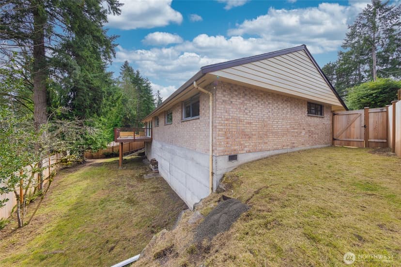 Property photo for 1208 172nd Avenue NE, Bellevue photo 34
