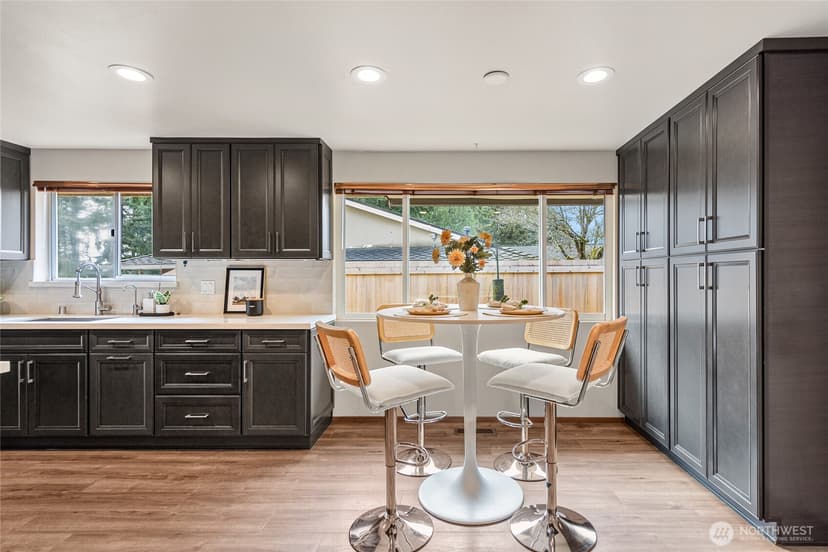 Property photo for 1208 172nd Avenue NE, Bellevue photo 17