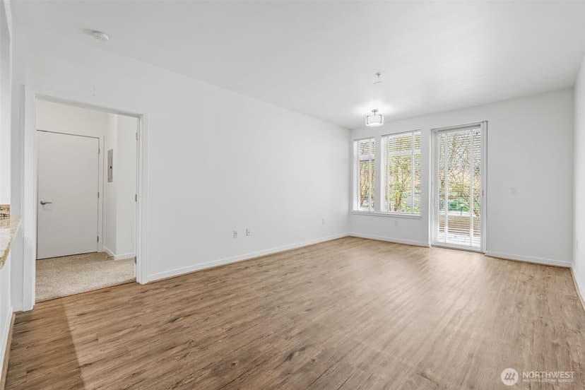 Property photo for 15100 6th Avenue SW #332, Burien photo 10