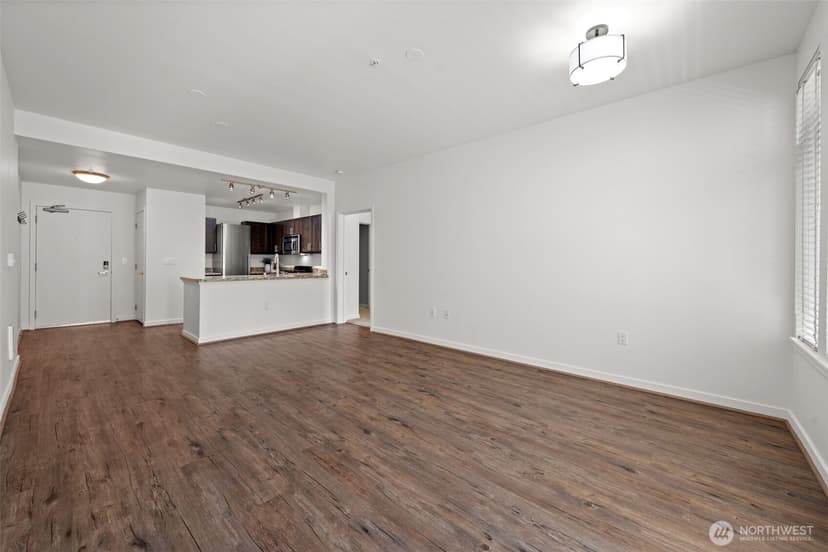 Property photo for 15100 6th Avenue SW #332, Burien photo 12