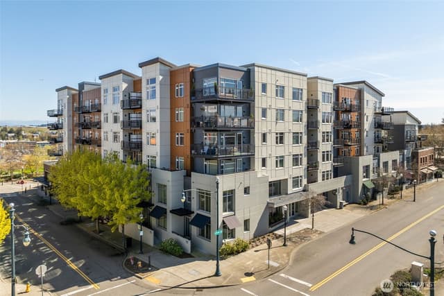 Property photo for 15100 6th Avenue SW #332, Burien