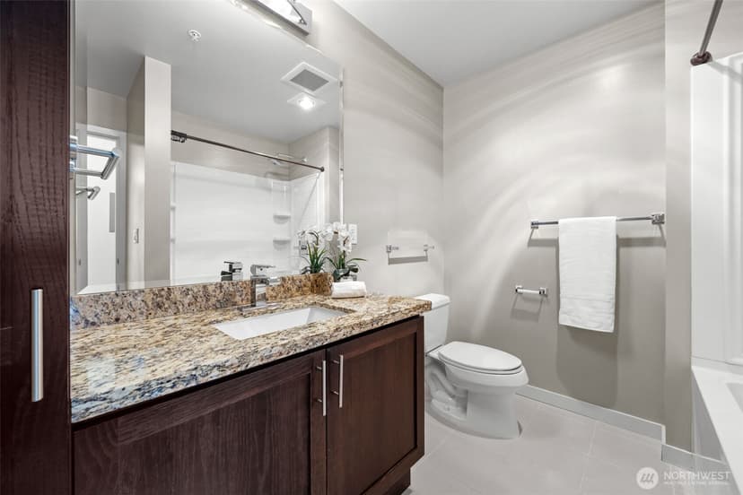 Property photo for 15100 6th Avenue SW #332, Burien photo 18