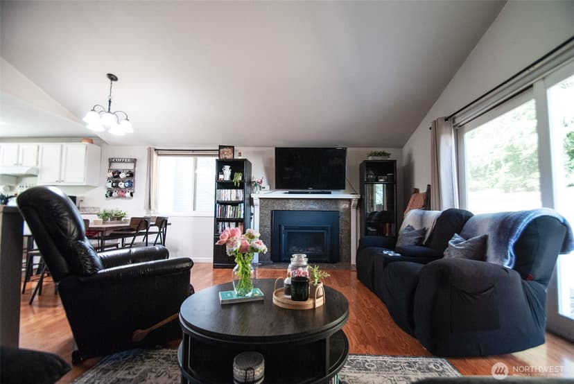 Property photo for 3227 134th Place SW #A, Lynnwood photo 6
