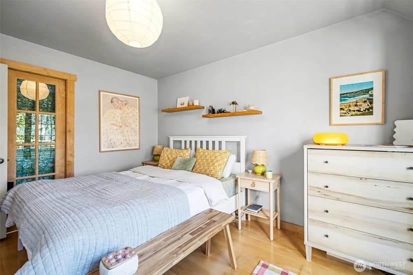 Property photo for 3423 W Government Way #7, Seattle photo 19