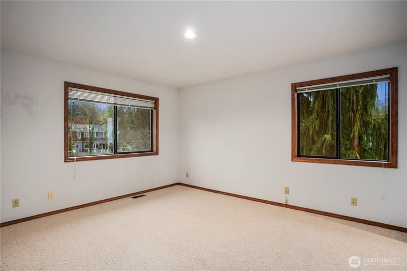 Property photo for 1711 Edgemoor Lane, Everett photo 18