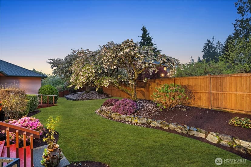 Property photo for 1711 Edgemoor Lane, Everett photo 22