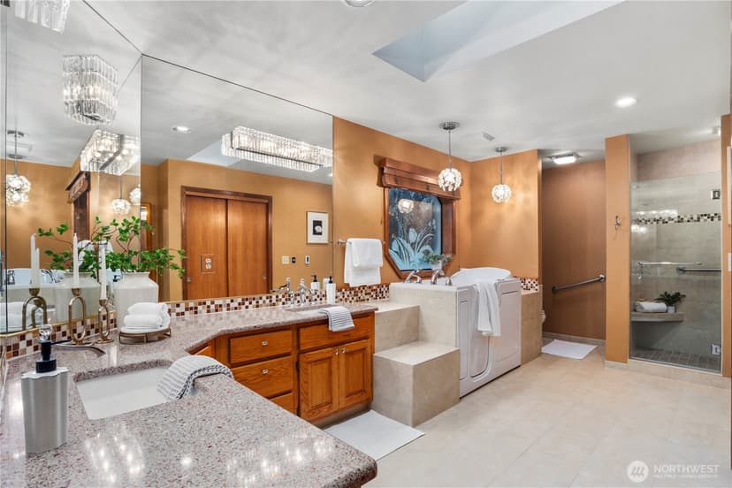 Property photo for 1711 Edgemoor Lane, Everett photo 16