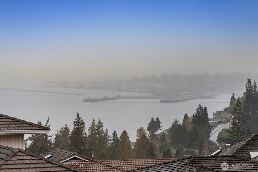 Property photo for 1711 Edgemoor Lane, Everett photo 15