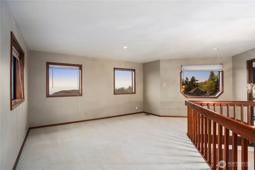 Property photo for 1711 Edgemoor Lane, Everett photo 17